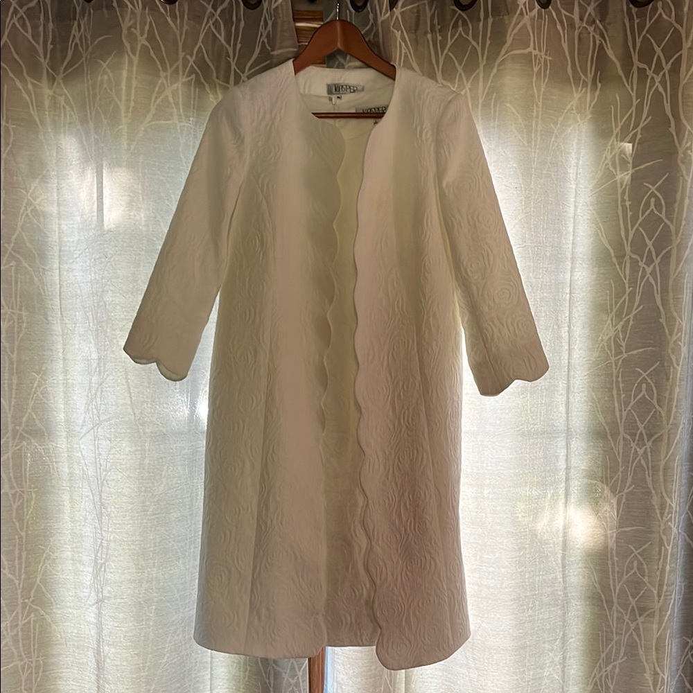 Elegant White Textured blazer and matching shift dress